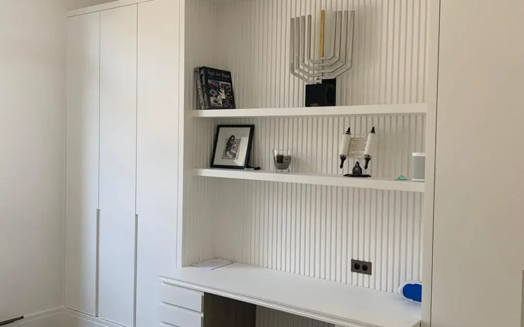 Espace de travail intégré & Rangements