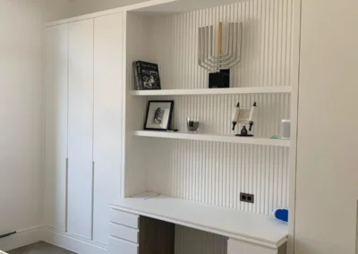 Espace de travail intégré & Rangements
